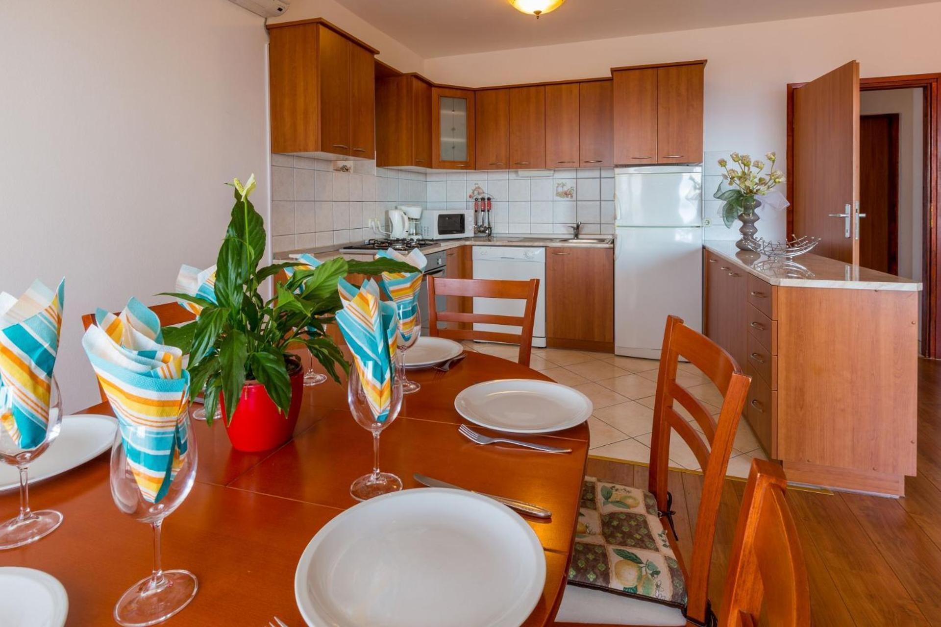 Apartments Tomica Нови-Винодолски Экстерьер фото